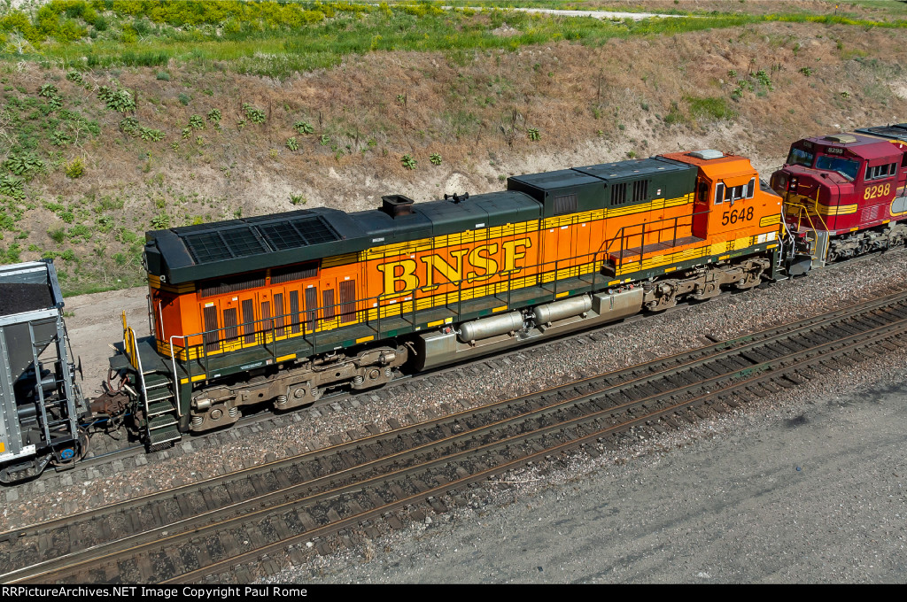 BNSF 5648, GE AC44CW working as a DPU remote unit on an eastbound coal load on Crawford Hill